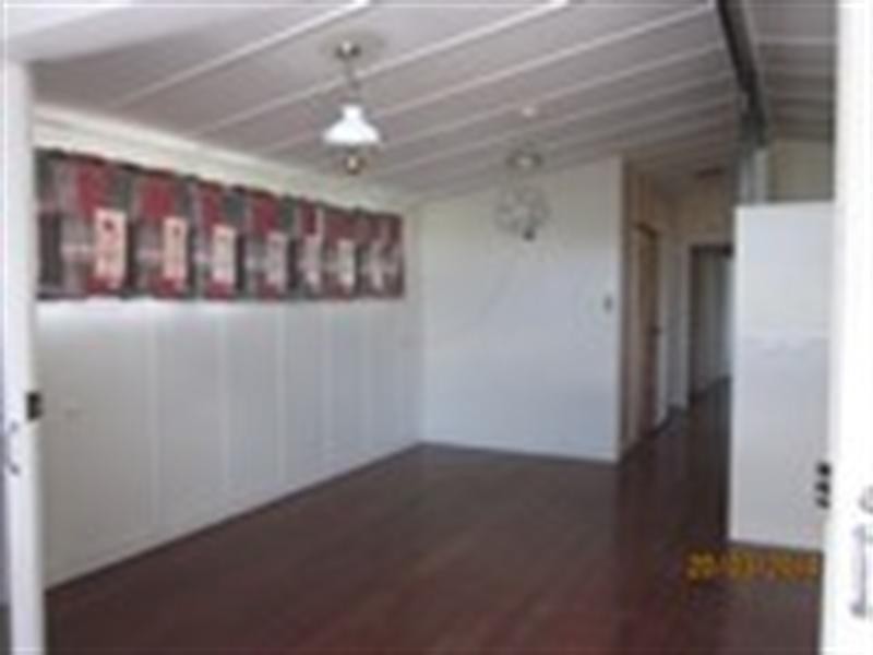 42 George Street, Toogoolawah QLD 4313