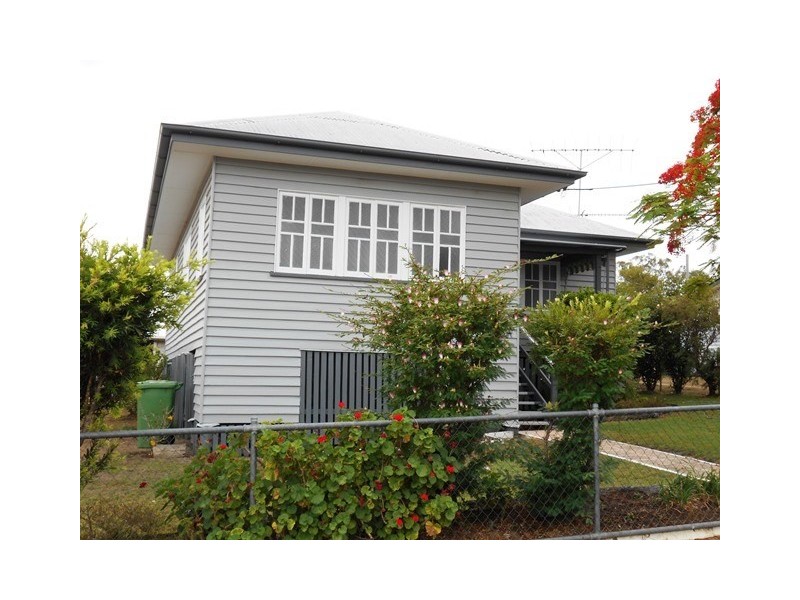 24 Bellambi Street, Toogoolawah QLD 4313