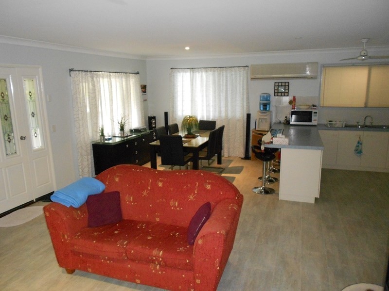 28 King Street, Somerset Dam QLD 4312