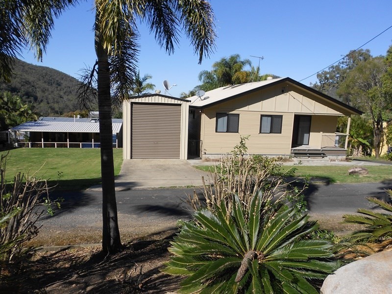 5 Fourth Avenue, Somerset Dam QLD 4312