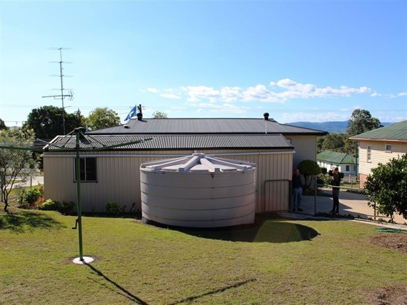 72 Fulham Street, Toogoolawah QLD 4313