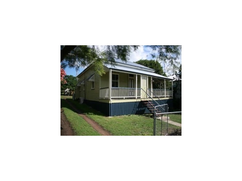 31 Drem Street, Toogoolawah QLD 4313