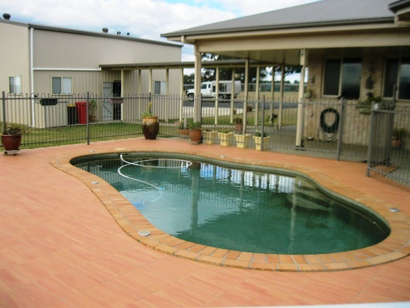 293 Nukku North Road, Blackbutt QLD 4306