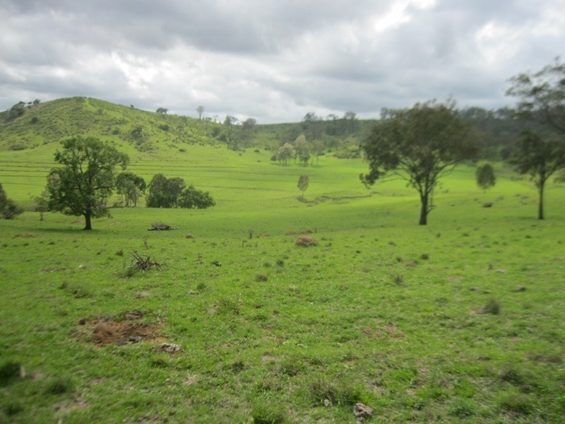 293 Nukku North Road, Blackbutt QLD 4306