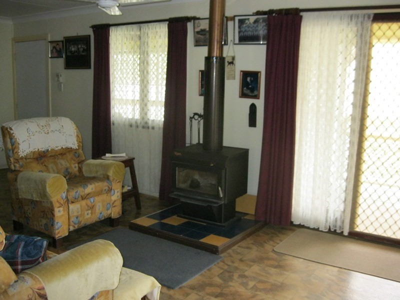 184 Franks Road, Blackbutt QLD 4306