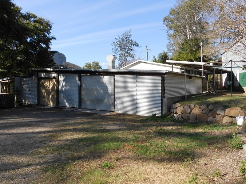 2 Guldbransen Street, Somerset Dam QLD 4312