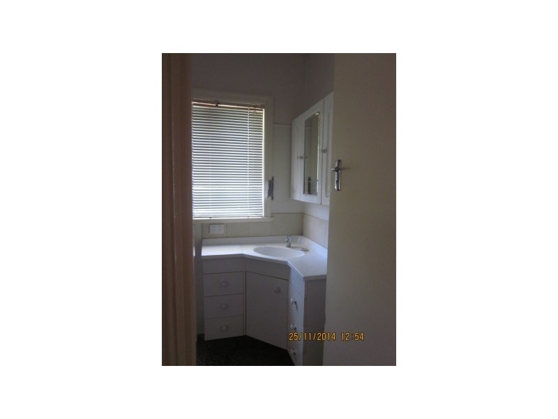 53 Dingyarra Street, Toogoolawah QLD 4313