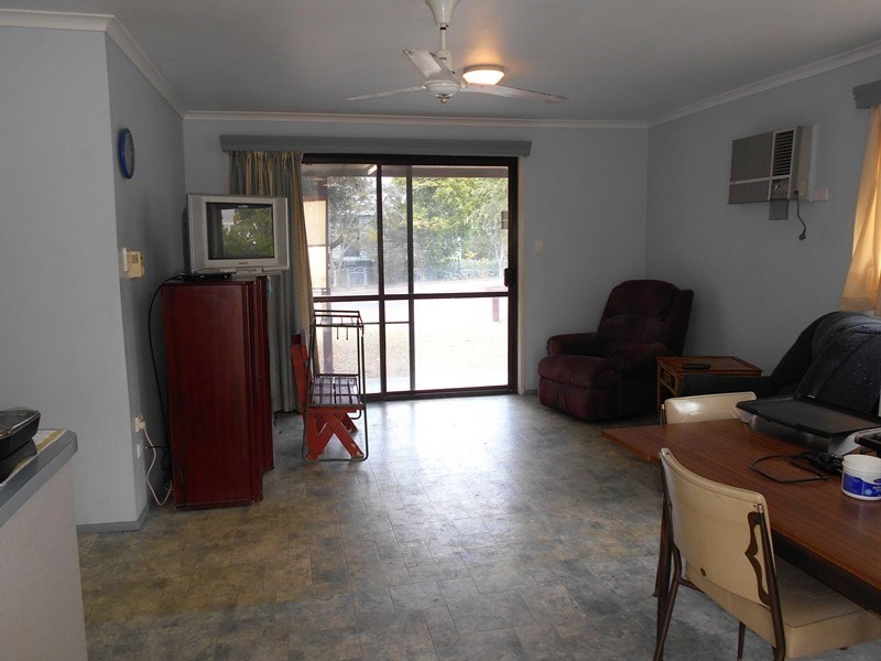 11 Mangerton Street, Toogoolawah QLD 4313