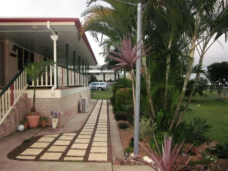 15 Victoria Street, Toogoolawah QLD 4313