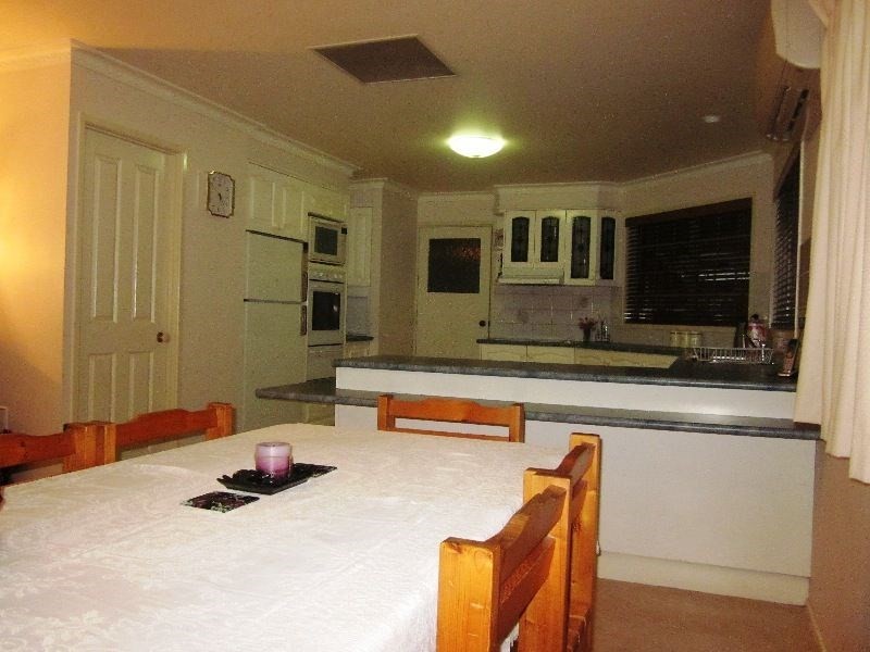 15 Victoria Street, Toogoolawah QLD 4313