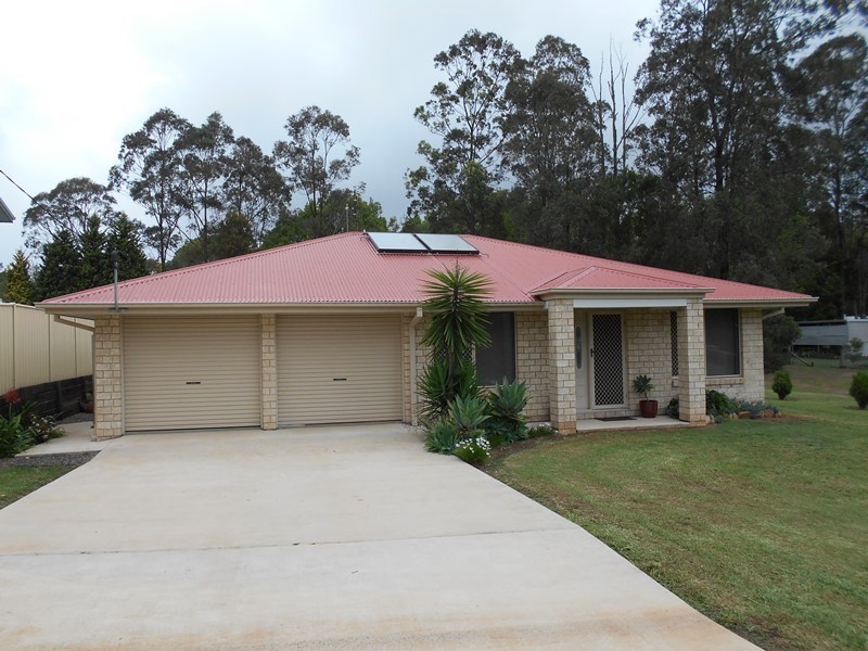 15 BLACKBUTT Street, Blackbutt QLD 4306