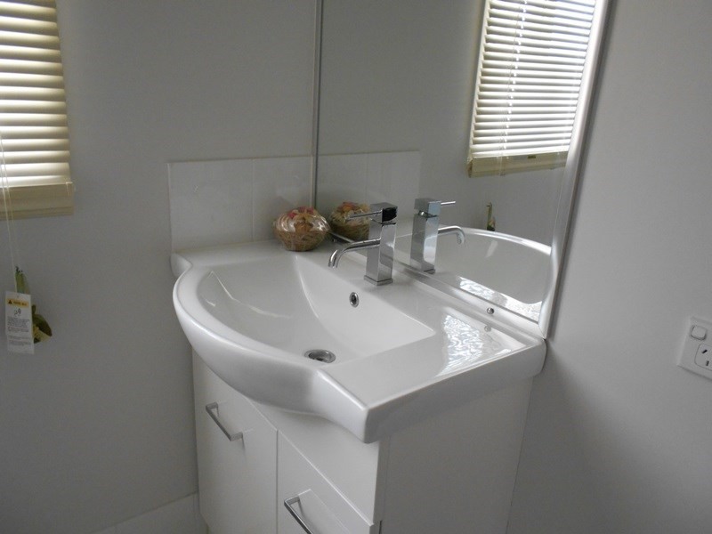 15 BLACKBUTT Street, Blackbutt QLD 4306