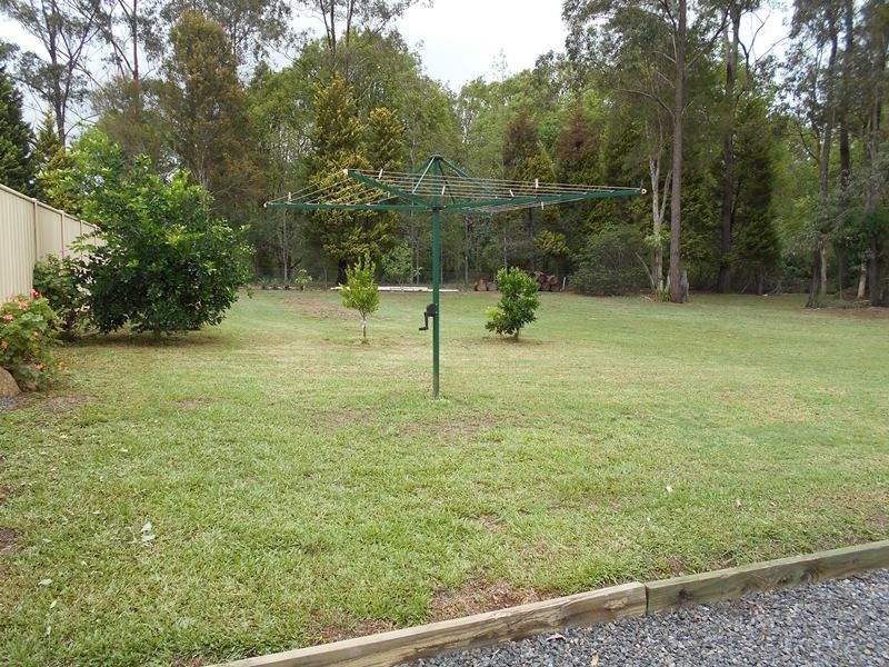 15 BLACKBUTT Street, Blackbutt QLD 4306