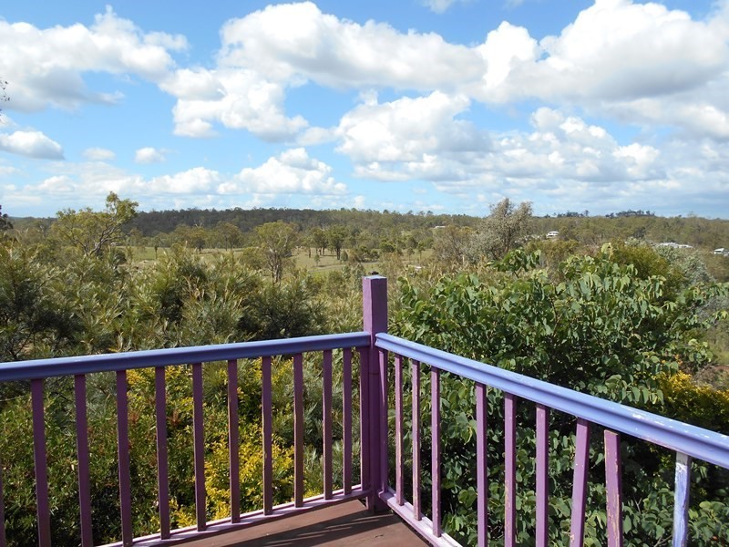 107 STRETTON Drive, Blackbutt QLD 4306