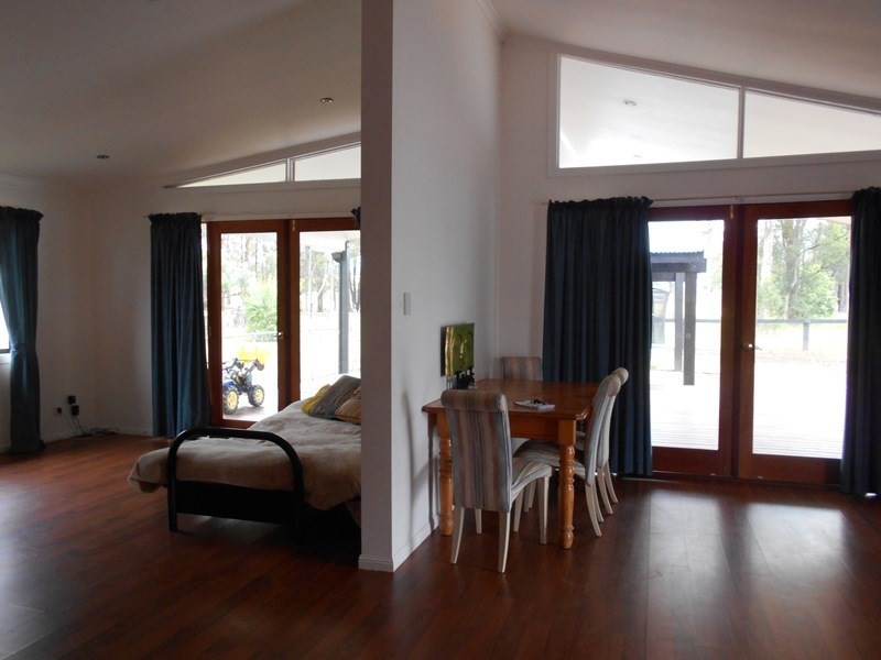 Blackbutt QLD 4306