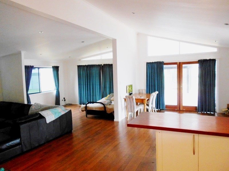 Blackbutt QLD 4306