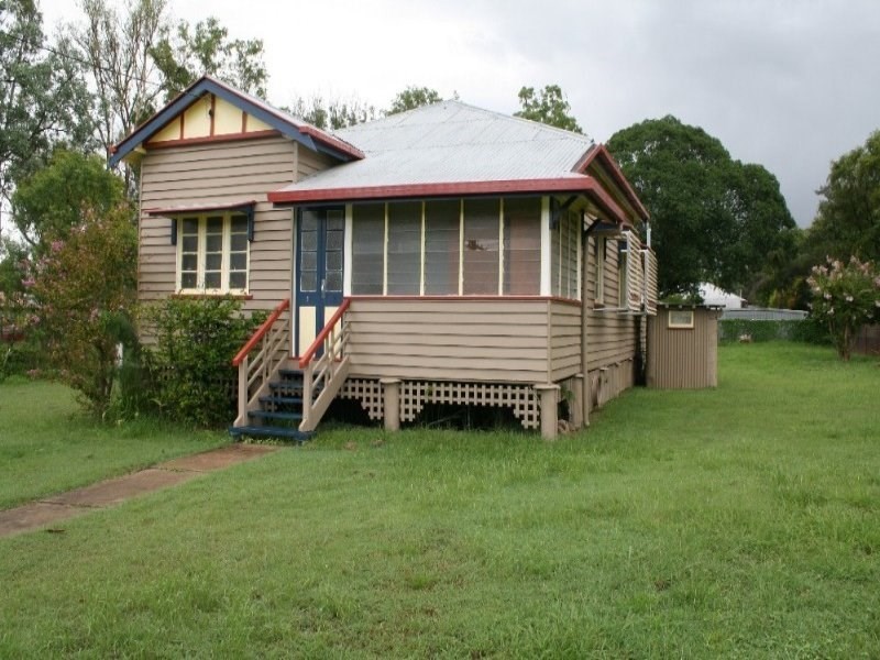 19 Charles Street, Toogoolawah QLD 4313