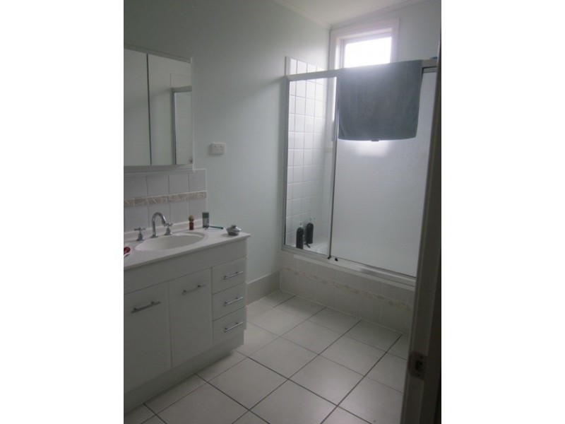 57 Fulham Street, Toogoolawah QLD 4313