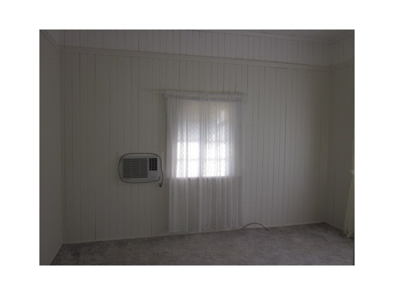 92 Eskdale Road, Toogoolawah QLD 4313