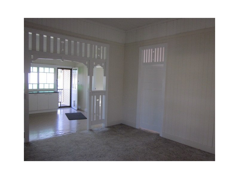 92 Eskdale Road, Toogoolawah QLD 4313