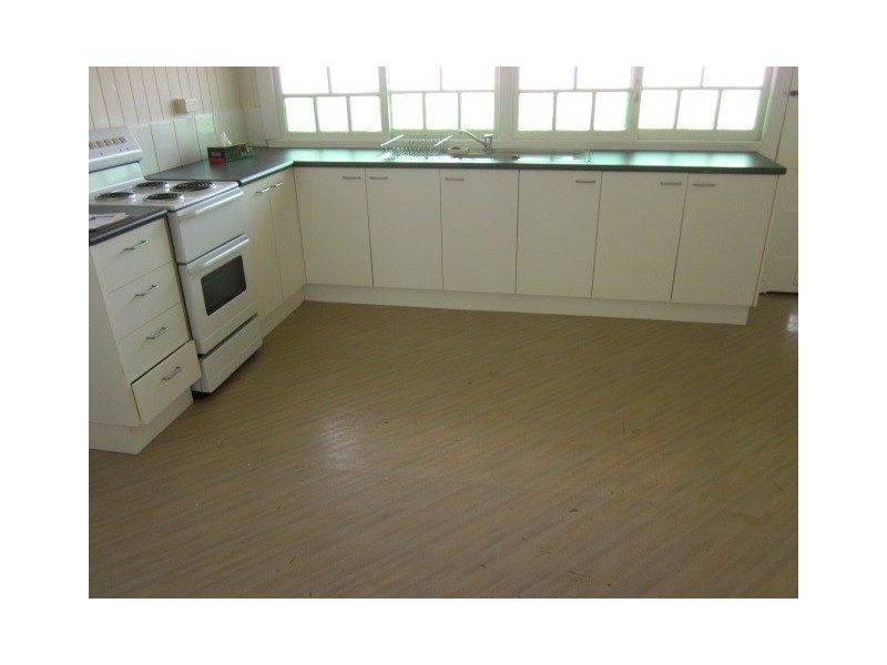 92 Eskdale Road, Toogoolawah QLD 4313