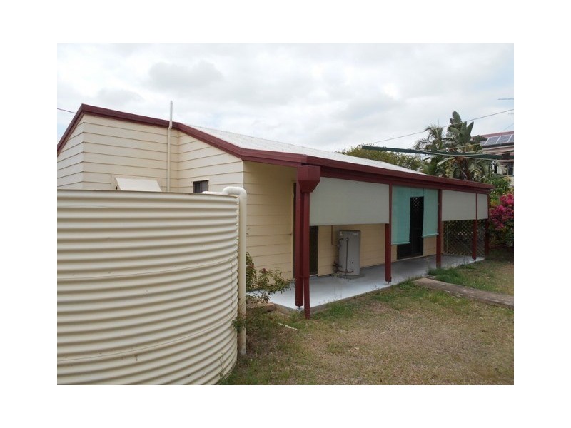 11 Mangerton Street, Toogoolawah QLD 4313