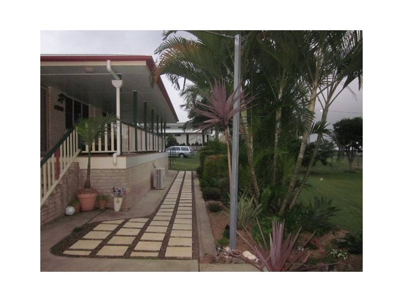 15 Victoria Street, Toogoolawah QLD 4313