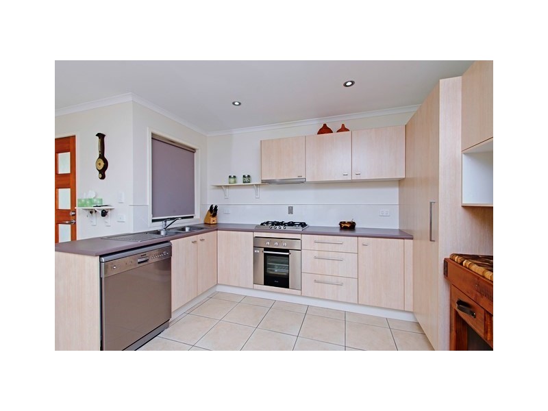 Unit 2/99 Fulham Street, Toogoolawah QLD 4313