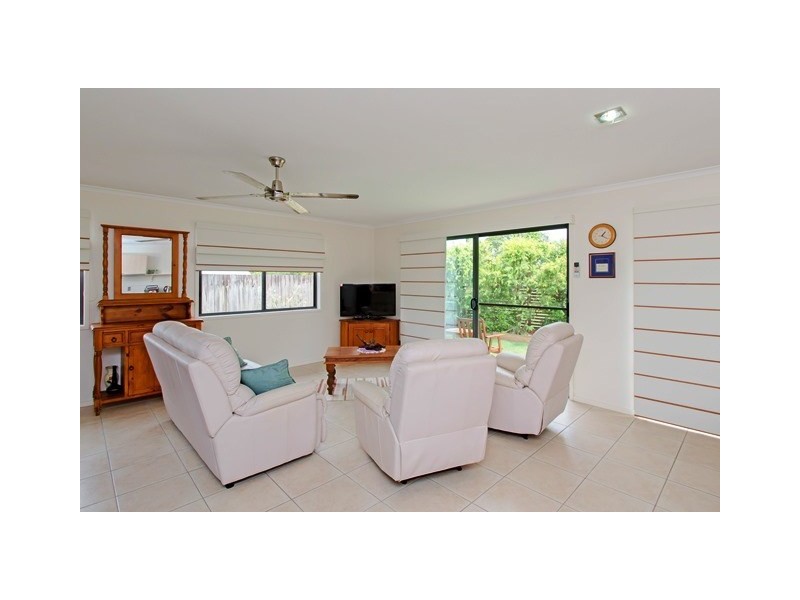 Unit 2/99 Fulham Street, Toogoolawah QLD 4313