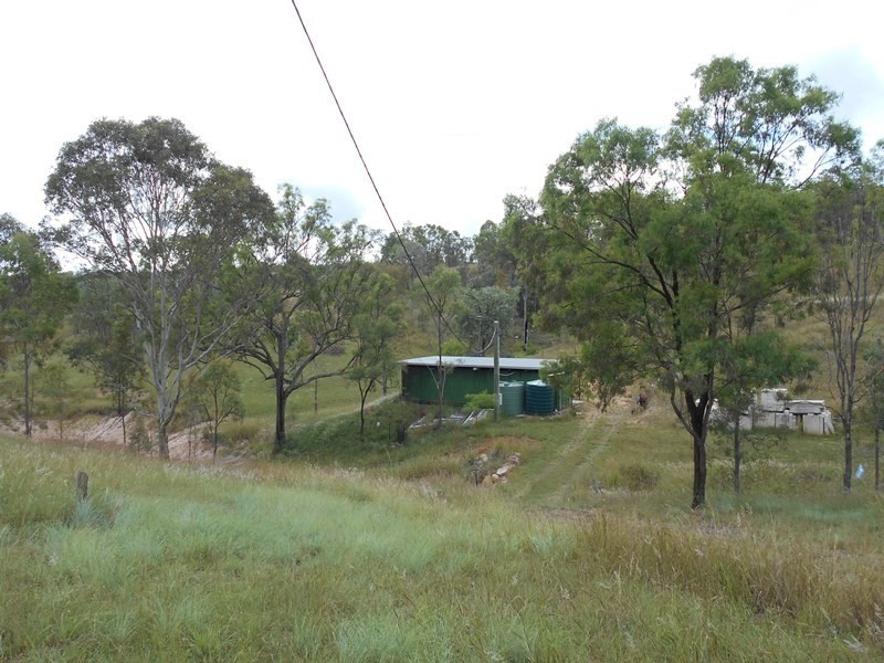 214 STRETTON Drive, Blackbutt QLD 4306