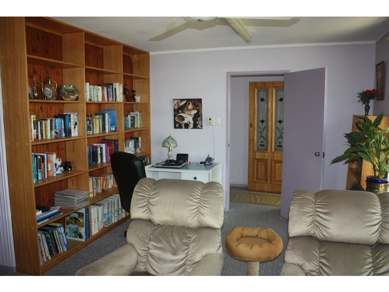 1 George Street, Toogoolawah QLD 4313