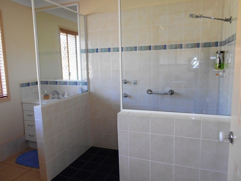 Blackbutt QLD 4306