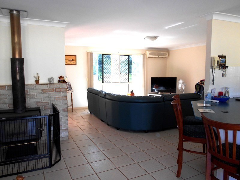 Blackbutt QLD 4306