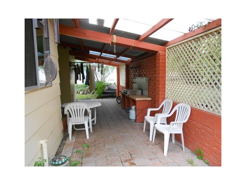 5 Jubilee Street, Somerset Dam QLD 4312