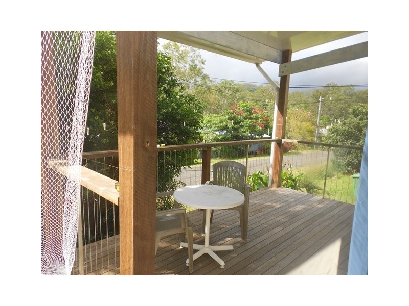 5 Jubilee Street, Somerset Dam QLD 4312