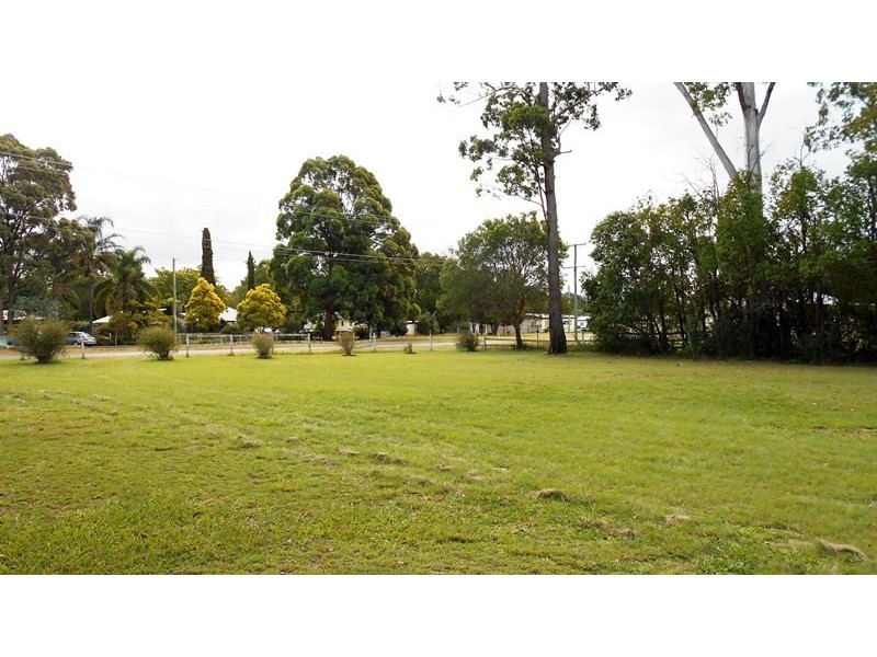 Blackbutt QLD 4306