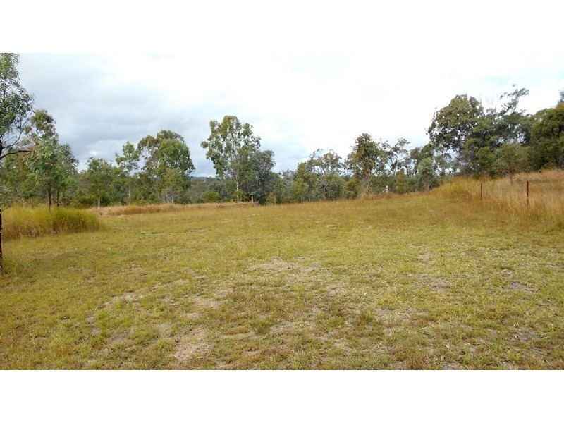 97 STRETTON Drive, Blackbutt QLD 4306