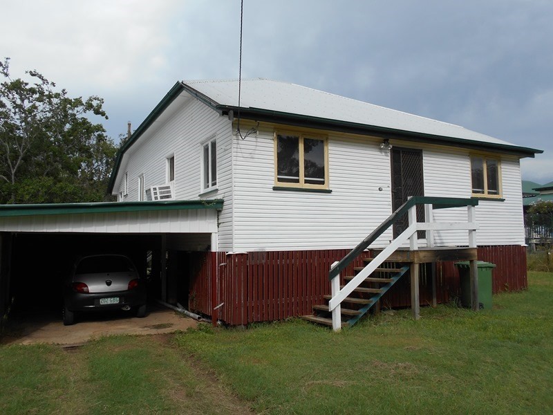 10 Richard, Esk QLD 4312