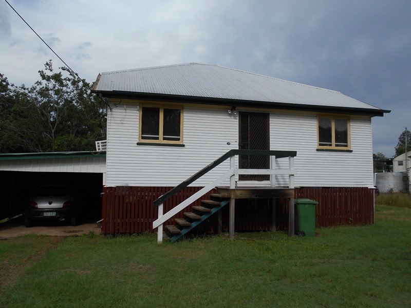 10 Richard, Esk QLD 4312