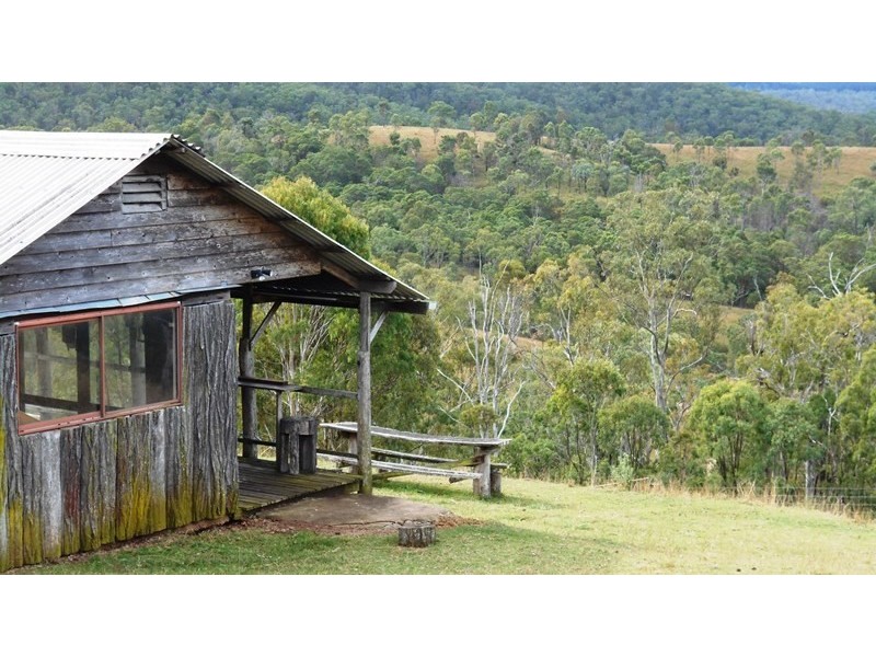 1128 WATERHOLE GULLY Road, Blackbutt QLD 4306