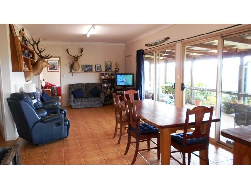 1128 WATERHOLE GULLY Road, Blackbutt QLD 4306