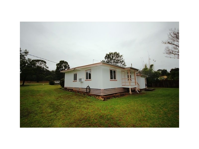 17-19 Scott Street, Benarkin QLD 4306