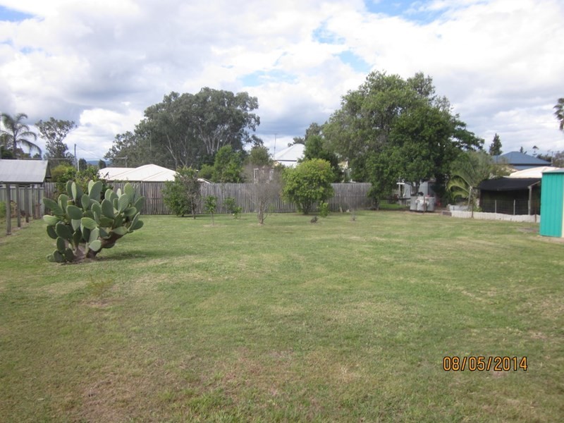 42 George Street, Toogoolawah QLD 4313