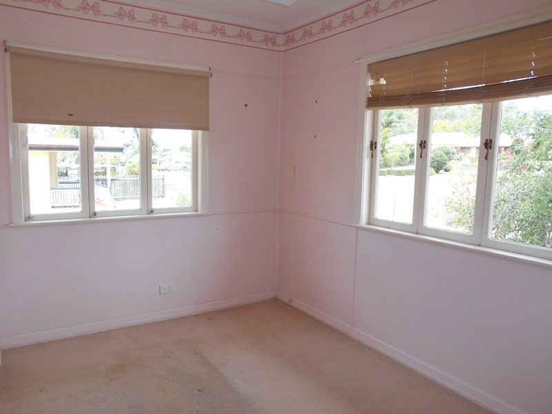 53 Dingyarra Street, Toogoolawah QLD 4313