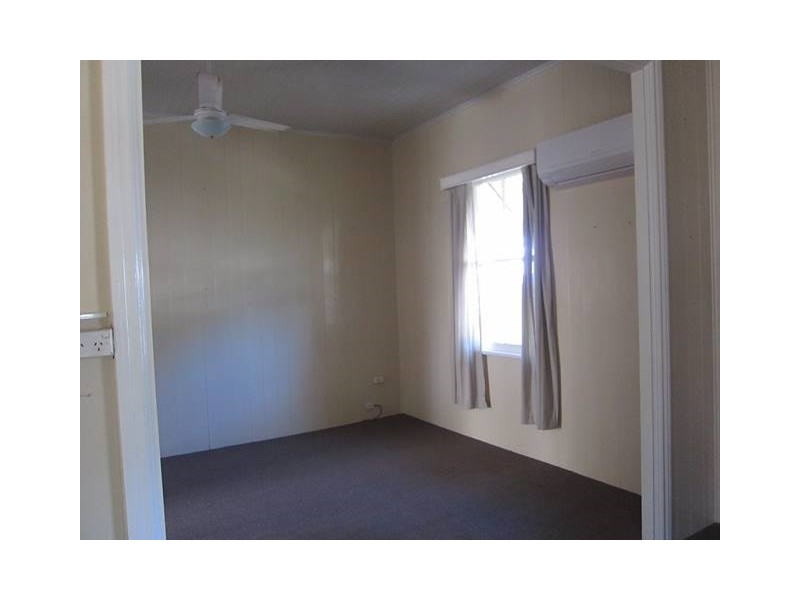 14 George Street, Toogoolawah QLD 4313