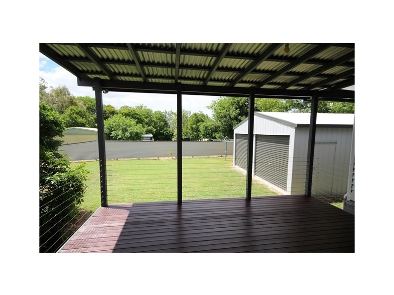 19 Bellambi Street, Toogoolawah QLD 4313