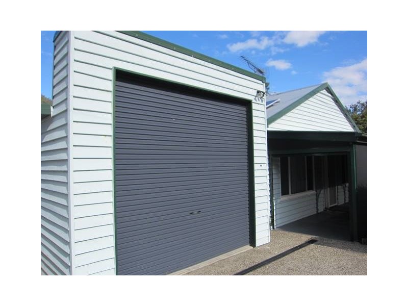 28 King Street, Somerset Dam QLD 4312