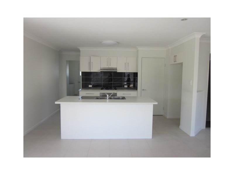 89 Fulham Street, Toogoolawah QLD 4313