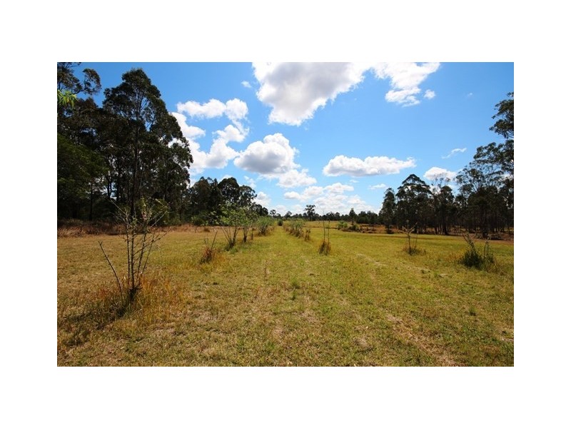 537 Williams Road, Benarkin North QLD 4306