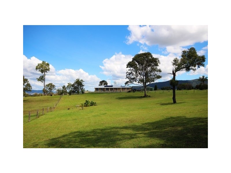 11 Sienna Place, Woolmar QLD 4515